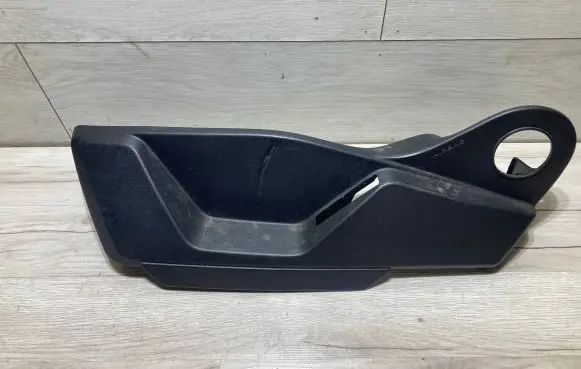Audi Q2 - Seat trim 81A881325B