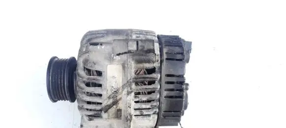 Audi A4 S4 B5 8D Generator/alternator