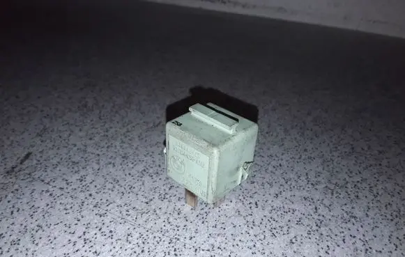 BMW 5 E60 E61 Other relay 61368373700 8373700
