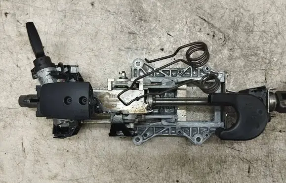 Volkswagen Golf V Steering wheel axle 1K0971616D