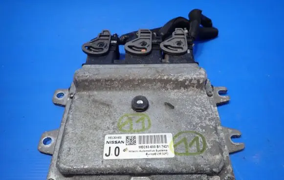 Nissan Qashqai Engine control unit/module MEC93600B1