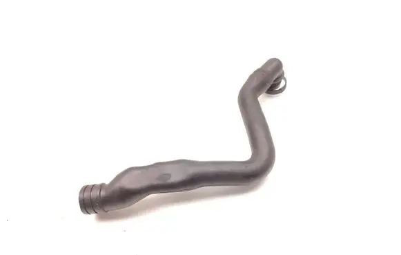 Audi A3 S3 8P Breather/breather pipe/hose 06F103217