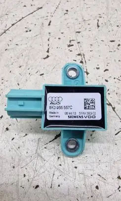 Audi A4 S4 B8 8K Airbag deployment crash/impact sensor 8K0955557C