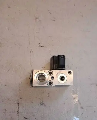 Volvo XC60 Air conditioning (A/C) expansion valve 32400554 GE20A1050