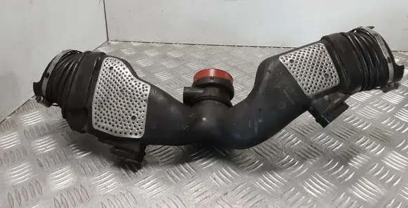 Mercedes-Benz R W251 Air intake duct part A6420943497
