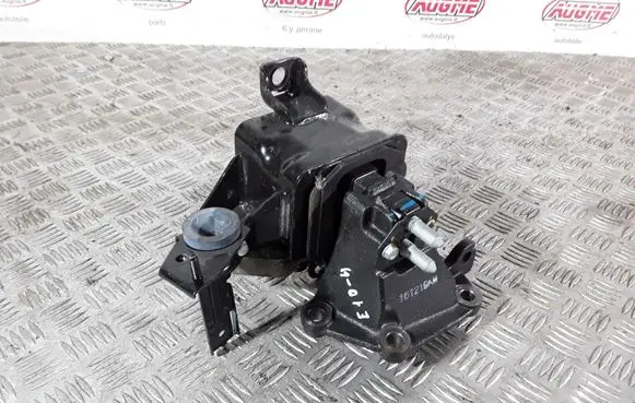 KIA Optima Engine mount bracket 21830C1070