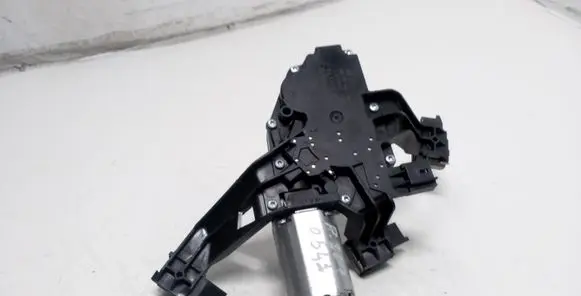 Peugeot 207 Rear window wiper motor 9652418780 0390201813