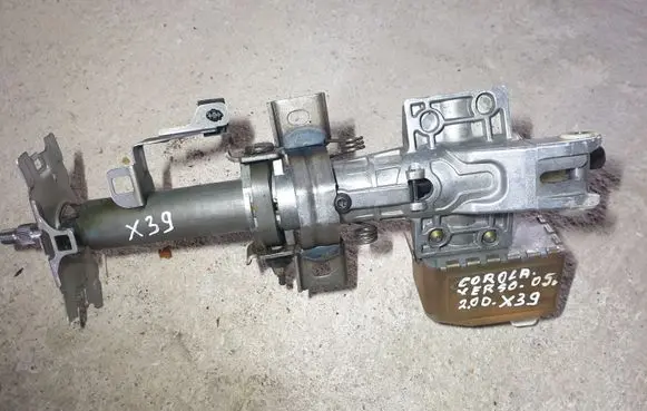 Toyota Corolla Verso E121 Steering wheel axle set 450200F1 899980F01