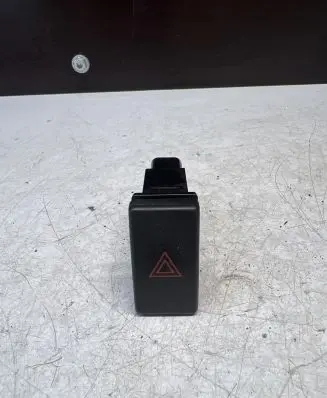 Toyota Avensis T250 Hazard light switch 157963 TR9503 D0T4