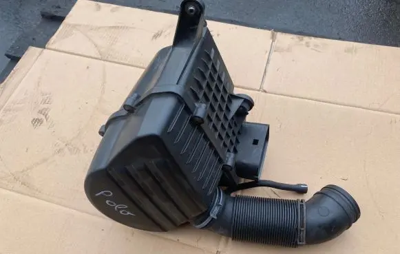 Volkswagen Polo V 6R Air filter 