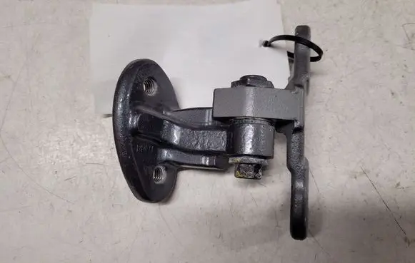 Volvo V50 Rear door upper hinge