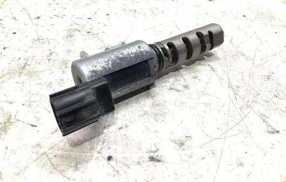 Lexus IS 220D-250-350 Camshaft vanos timing valve 1533031020 15330310200700