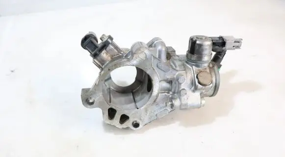 Mazda 3 III Mechanical fuel pump 