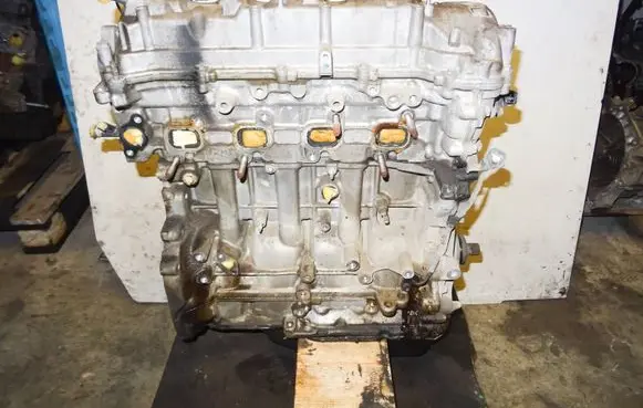 Toyota Avensis T270 Engine 2AD 2ADFHV