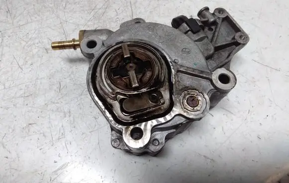 Vacuum pump