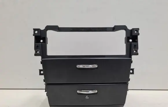 KIA Sorento Dashboard storage box/compartment 845703E00