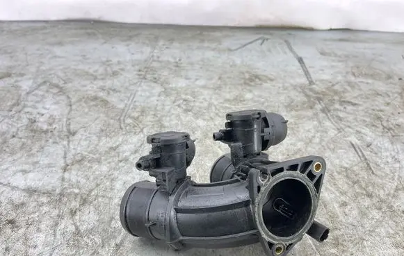 Peugeot 407 Throttle valve A0092893 9684269380