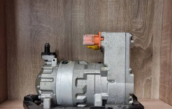 Volkswagen ID.4 Air conditioning (A/C) compressor (pump) 1EA820808H