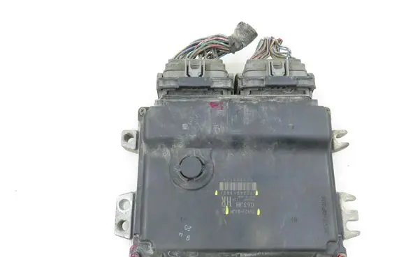 Suzuki Swift I Engine control unit/module 1123003031 3392063JH