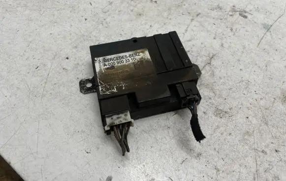 Mercedes-Benz E W213 Other control units/modules A0009003310 A0009017202