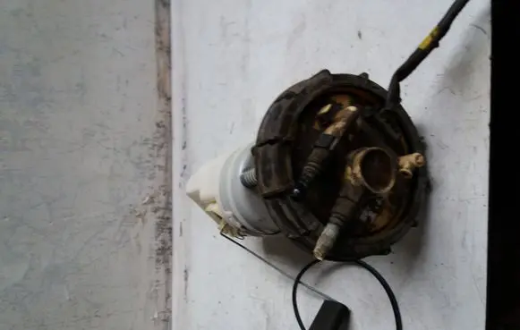 Mitsubishi Colt In-tank fuel pump