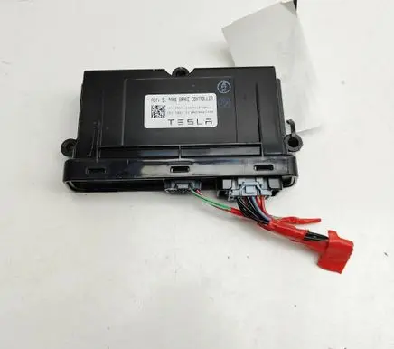 Tesla Model S Rear brake EMF control unit/module 100761800J