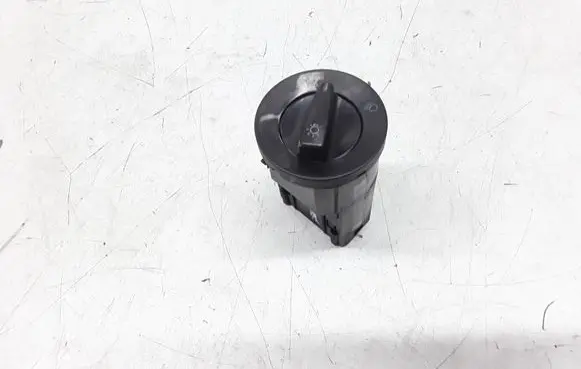 Volkswagen PASSAT B5 Light switch 1C0941531