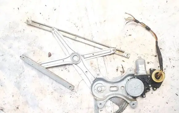 Toyota Corolla Verso AR10 Sliding door window regulator with motor