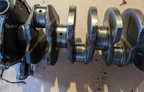 Opel Vectra C Crankshaft 