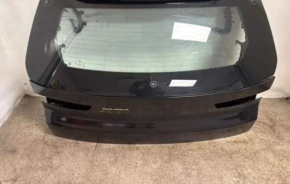 BMW XM Tailgate/trunk/boot lid