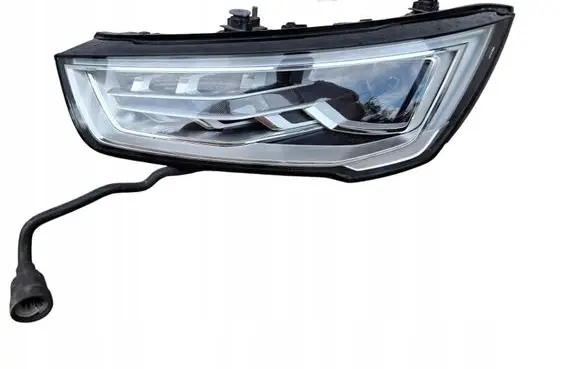 Audi A1 Headlight/headlamp