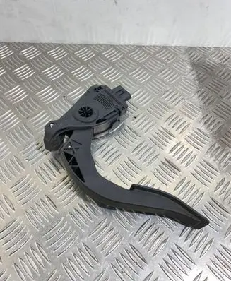 Audi Q5 SQ5 Accelerator throttle pedal 8K1723523