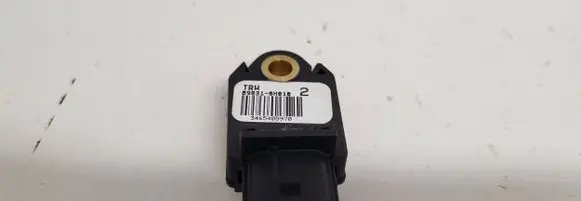 Toyota Yaris Airbag deployment crash/impact sensor 898310H010 3465405970