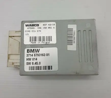 BMW X5 E70 Air suspension control unit module (rear) 6793163