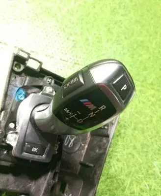 BMW X5M E70 Gear shifter/selector 9228594