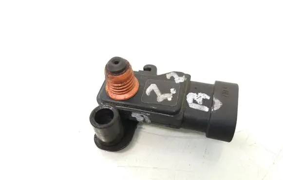 Volkswagen Golf I Air pressure sensor 16212460
