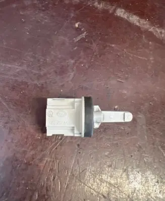 Interior temperature sensor