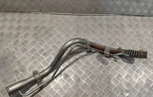 Honda FR-V Fuel tank filler neck pipe 