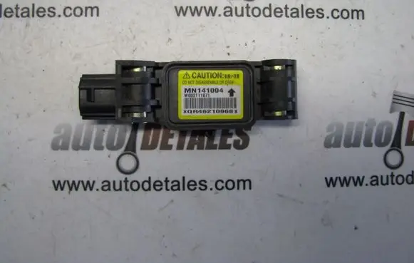 Mitsubishi Grandis Airbag deployment crash/impact sensor MN141004