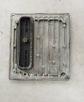 Ford Focus Engine control unit/module 4S6112A650EB 4S61-12A650-EB