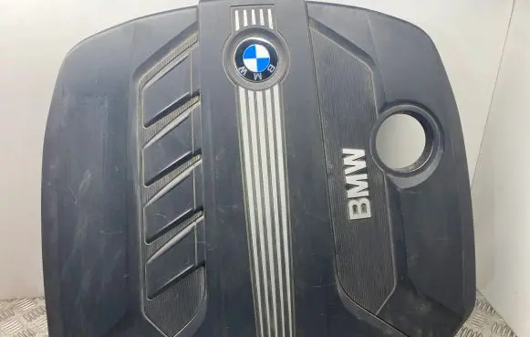 BMW 5 F10 F11 Engine cover (trim) 7802847 13717802847