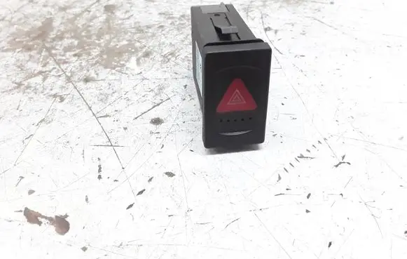 Volkswagen PASSAT B5.5 Hazard light switch 3B0953235D