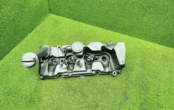 Volkswagen Crafter Rocker cam cover 04L103469K 04L103469