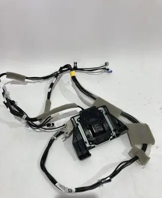 Toyota Yaris Cross Radio antenna 
