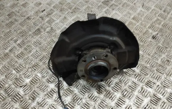 Mini Cooper Countryman R60 Front wheel hub