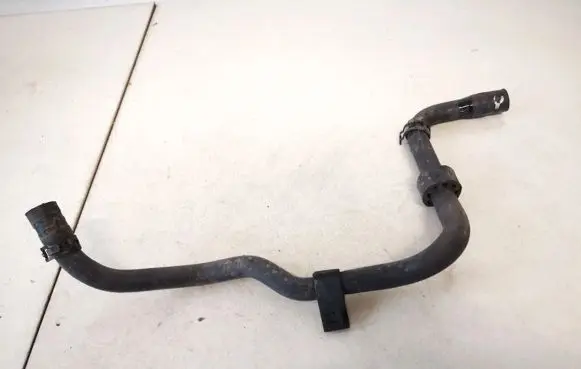 Volkswagen Golf V Engine coolant pipe/hose