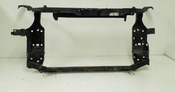 Nissan Qashqai Radiator mount bracket