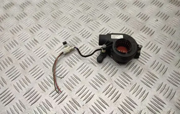 Mercedes-Benz E W212 Engine control unit/module fan A2048300708