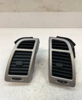 Hyundai i20 (PB PBT) Dashboard air vent grill cover trim 121212