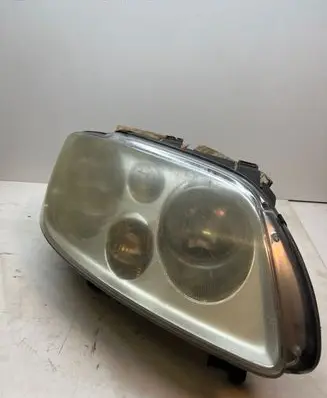 Volkswagen Touran I Headlight/headlamp 0301205202